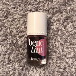 Benefit ...Bene Tint